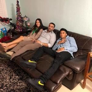 Meet your Posher, Justin